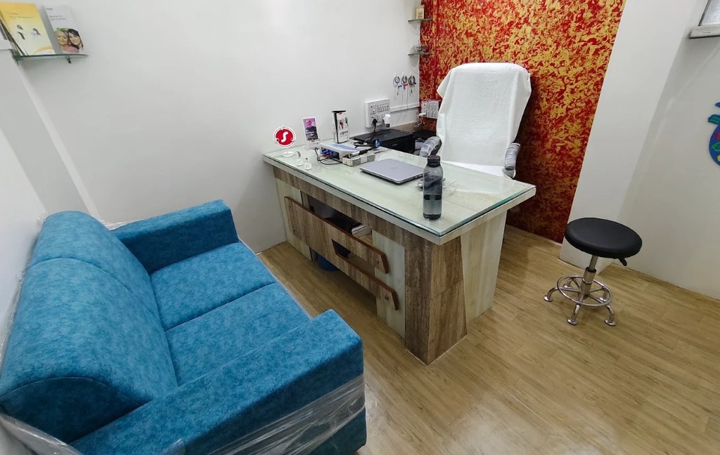 Speech therapy and consultation room at Neuma Clinic